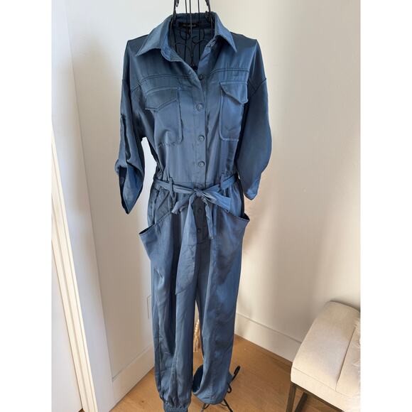 Strut & Bolt Blue Satin Belted Utility Jogger Jumpsuit 3/4 Sleeves Medium - Picture 1 of 8